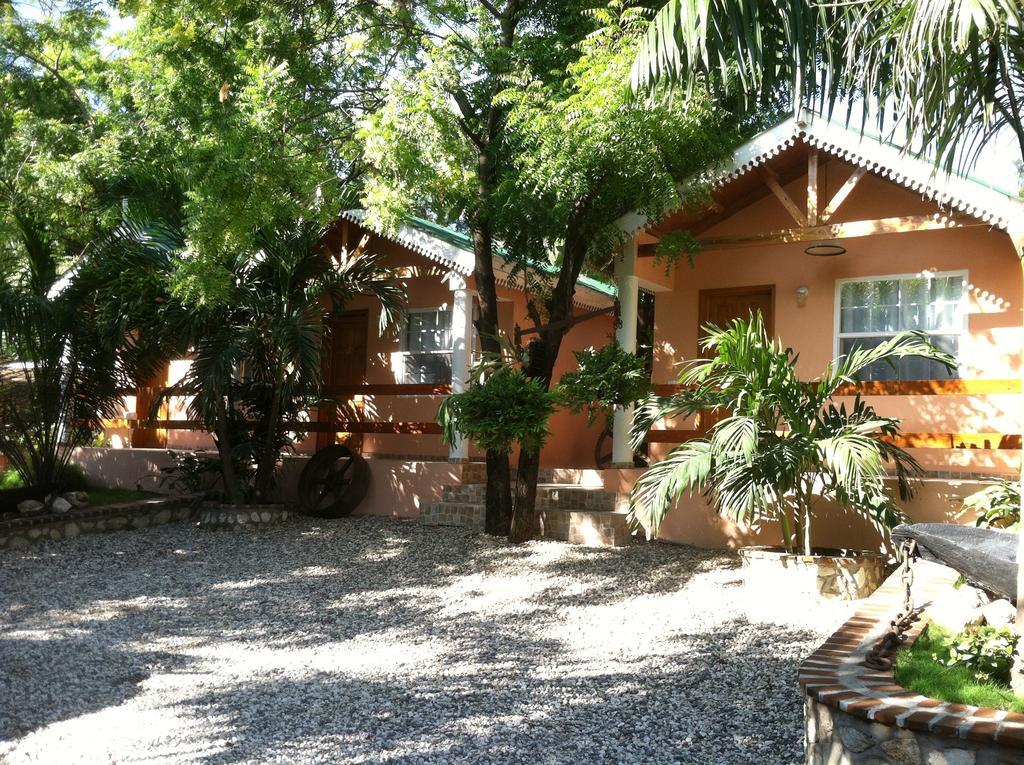 Palm Inn Hotel Port-au-Prince Eksteriør bilde